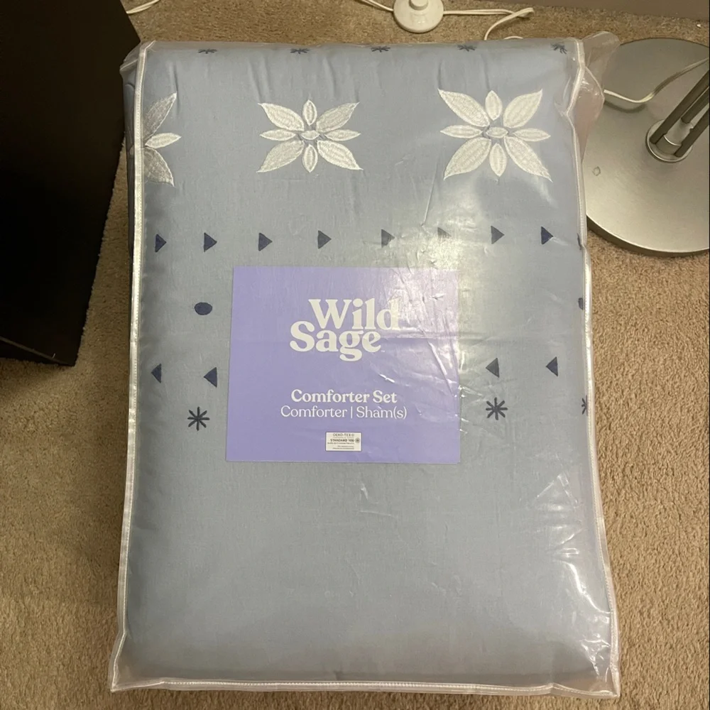 Wild Sage Alana Geometric 3-Piece Reversible Comforter Set